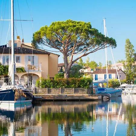 Renove 2 Pieces Climatise Avec Parking, Grand Balcon A Port - Fr-1-868-6 *